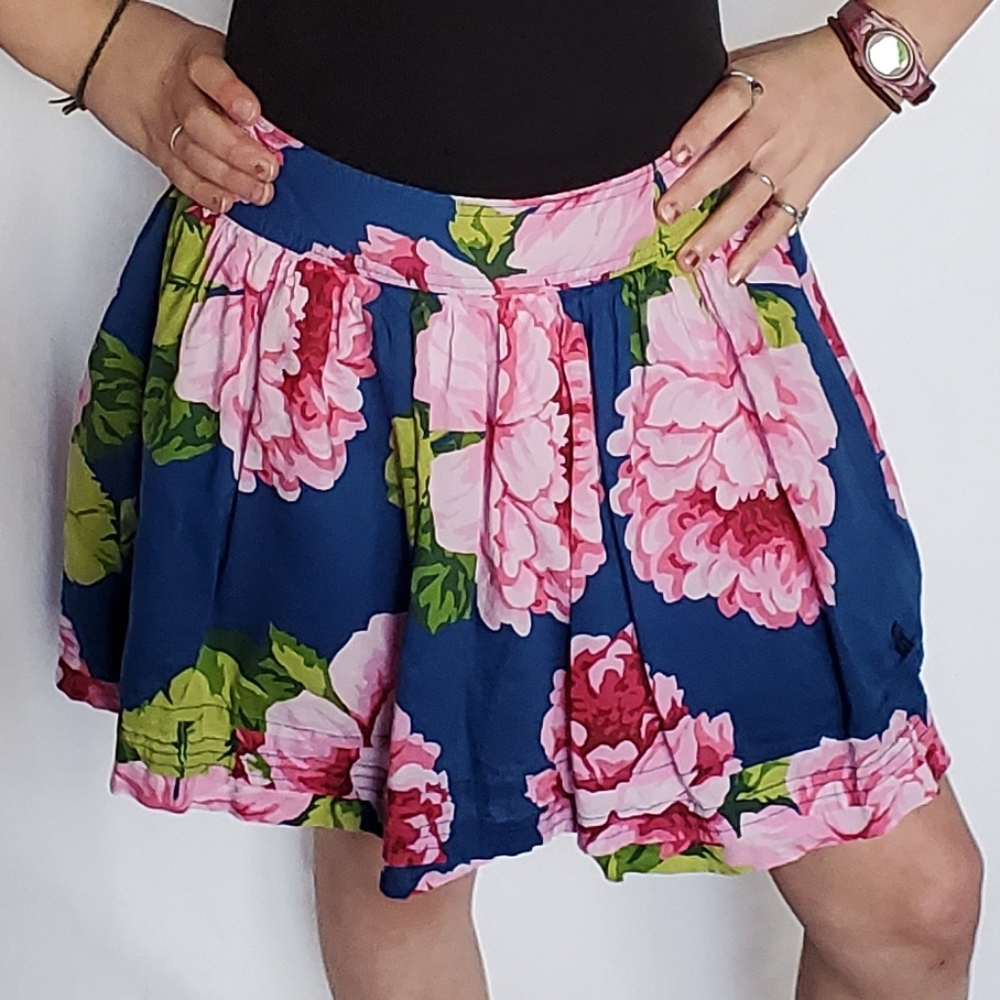 Abercrombie & Fitch Girls Floral Skirt Size M